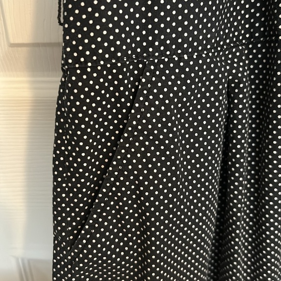 Sleeveless Express Polka Dot Dress w Ruffles  (size 8) - Picture 4 of 6